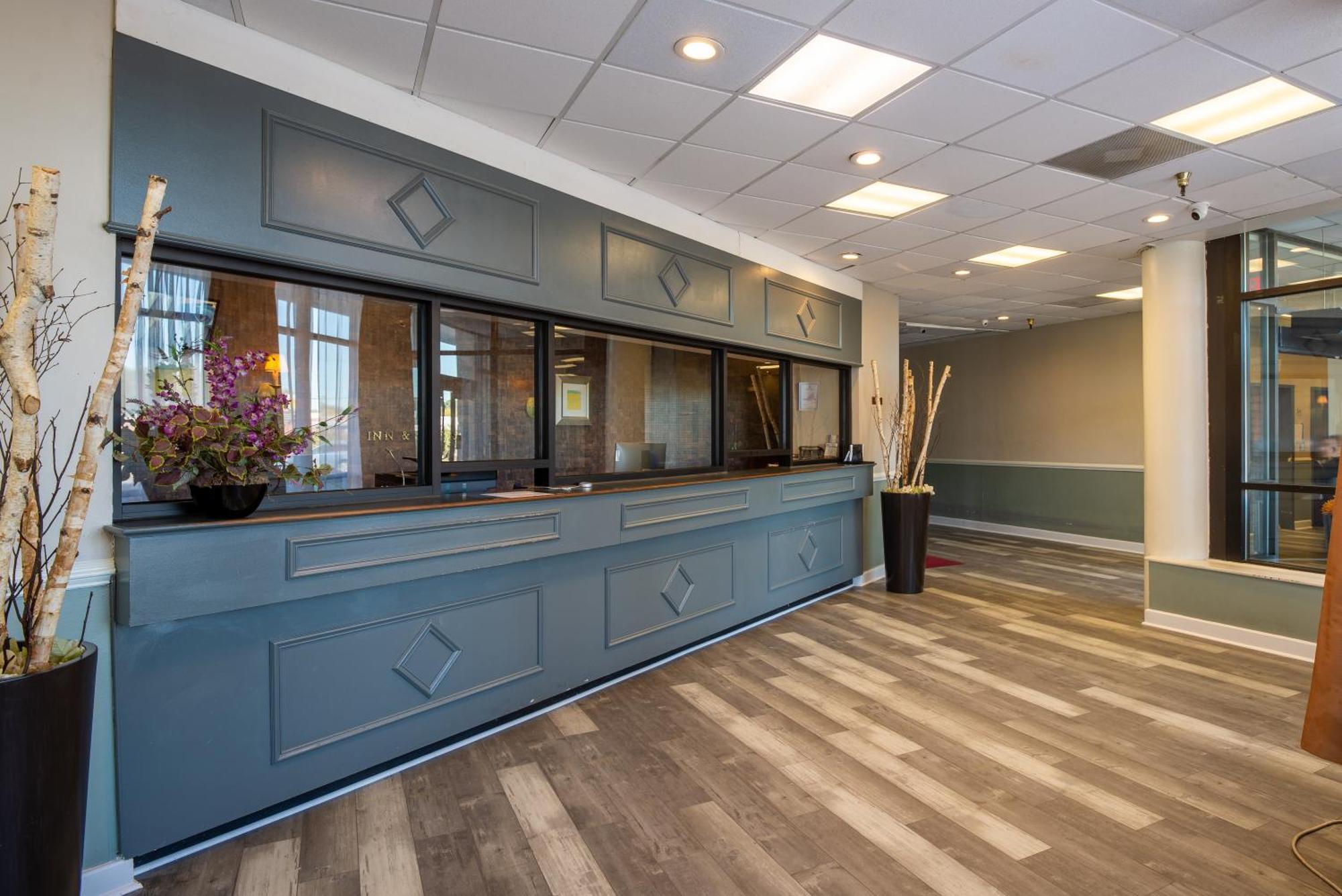 Dominion Inn And Suites Sandston Exterior photo